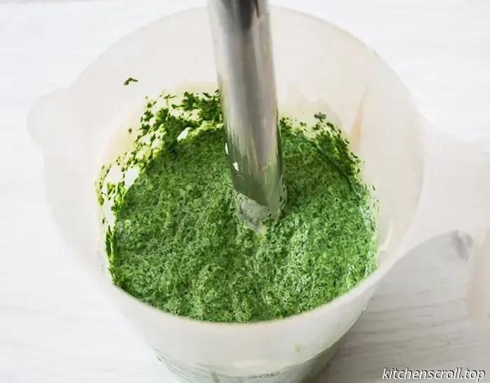 Käsesauce mit Spinat auf dem Geschmackvollen Blog