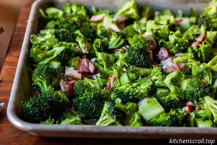 запечённый картофель с хрустящей брокколи и беконом