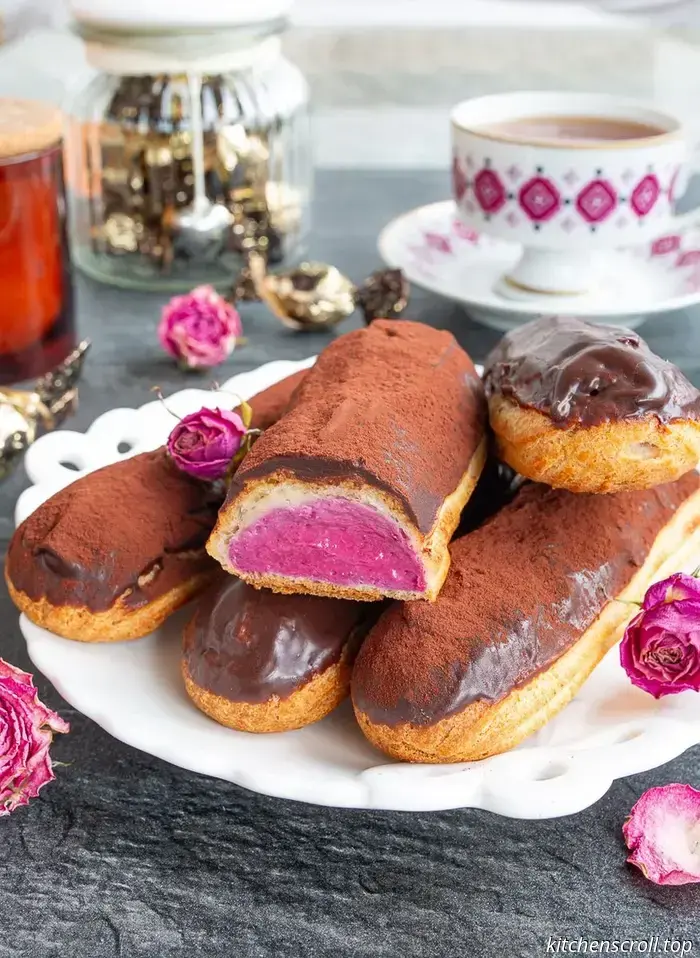  Éclairs con crema di ribes e ganache al cioccolato sul Delicious Blog