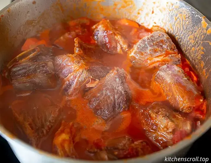 Говяжьи ребра, тушеные в томатном соусе, на Вкусном Блоге