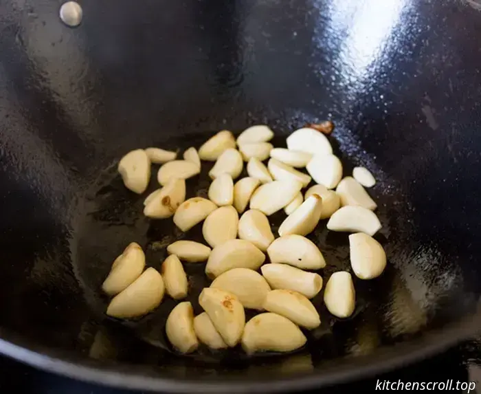 Chicken with 40 Garlic Cloves - an everyday variation on the Delicious Blog