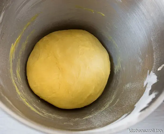 Oster-Safran-Kulich auf dem Leckeren Blog