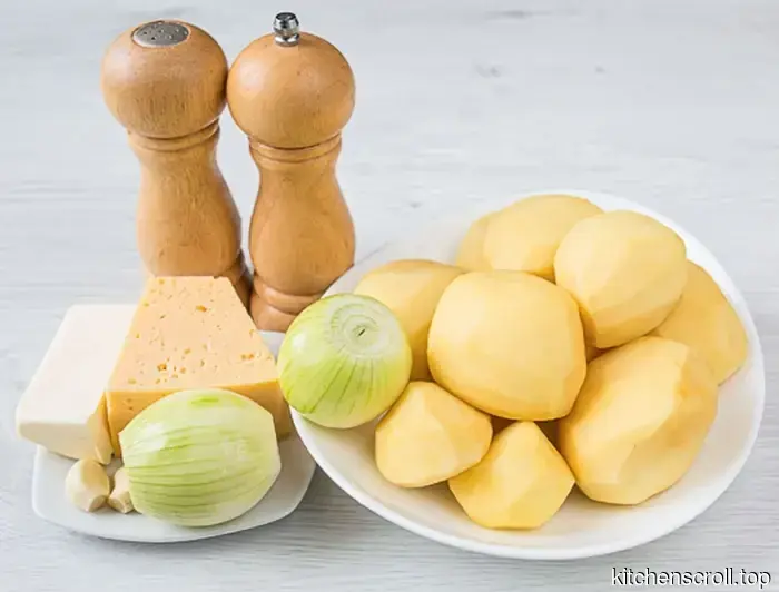 Картофельное пюре с сыром и луком на Вкусном Блоге.