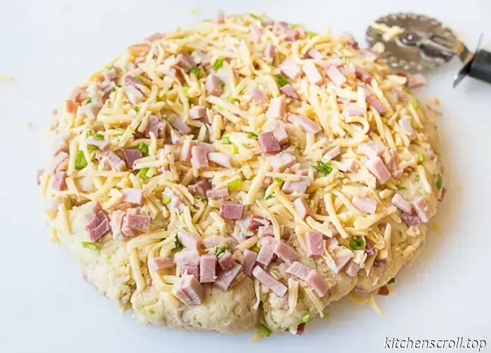 Skones con queso y jamón en un Delicioso Blog