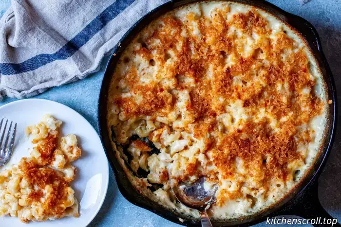 in der Pfanne gebackene Makkaroni und Käse