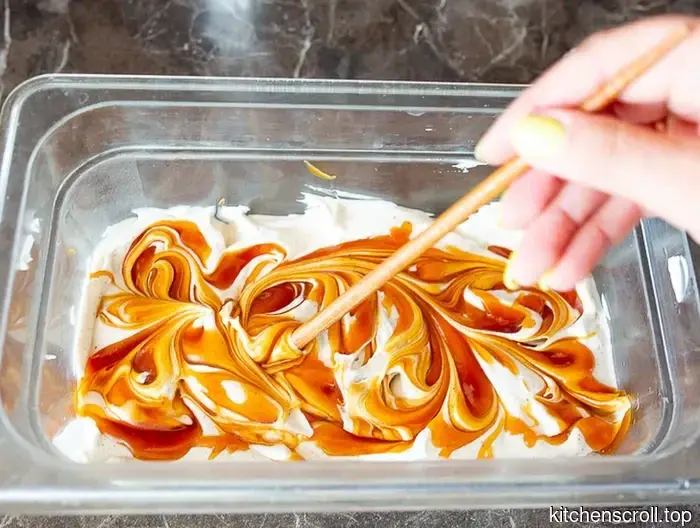 Домашнее мороженое из кофе с соленой карамелью на Вкусном Блоге.