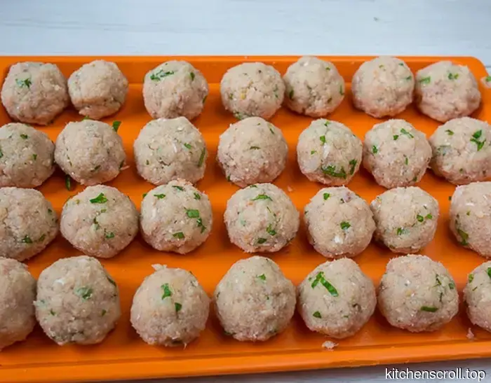 Fischfrikadellen in Tomatensauce auf dem Leckeren Blog