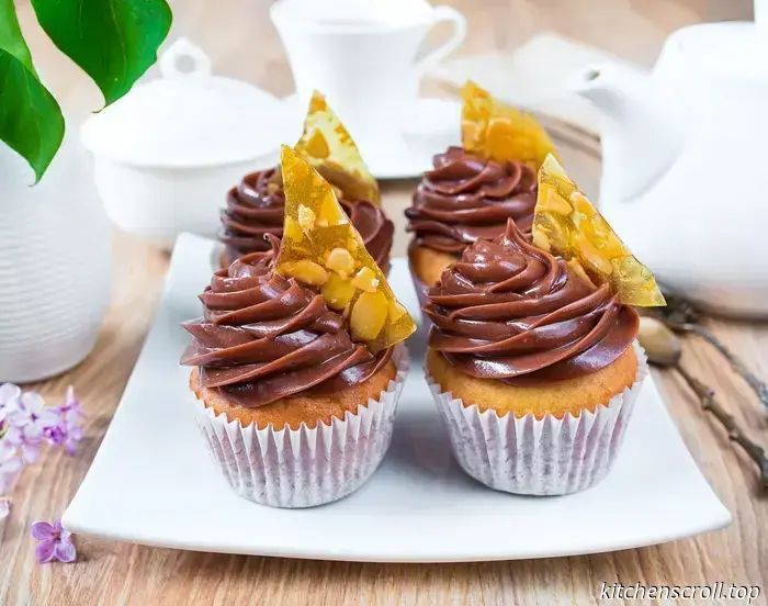 Vanille-Cupcakes mit Schokoladen-Nuss-Creme auf dem Leckeren Blog