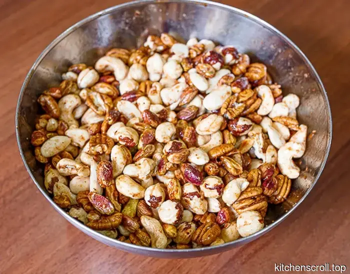 Würzige knusprige Nüsse auf dem Leckeren Blog