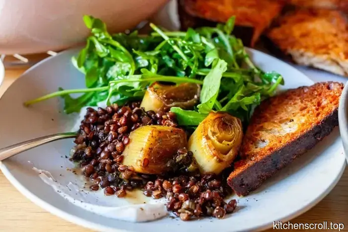 geschmorte Lauch und Linsen mit Rucola und Joghurt