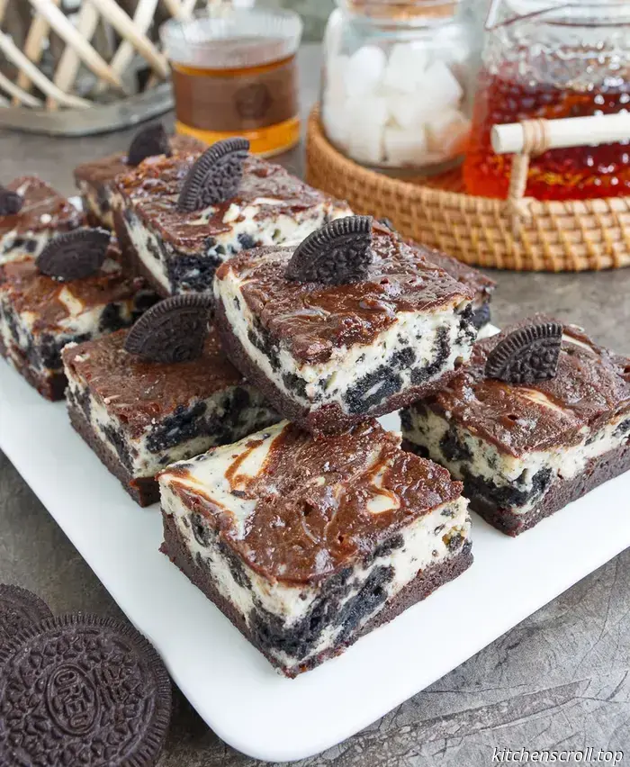 Cheesecake de brownie con Oreo en el Blog Delicioso