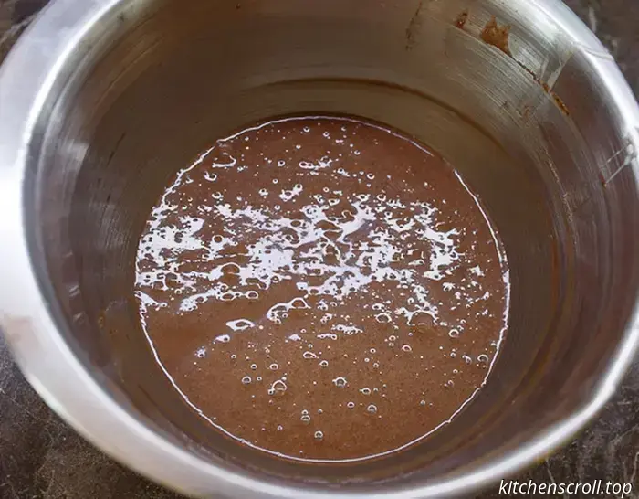 Double-layered chocolate brownies on the Delicious Blog