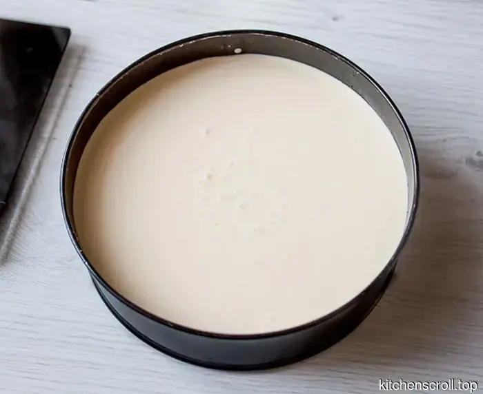 Cheesecake with poppy seed layer on the Delicious Blog