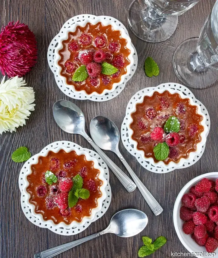 Gebackene Schokoladencreme mit Himbeeren auf dem Leckeren Blog