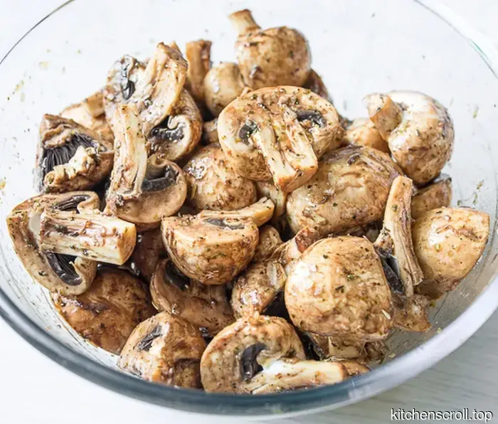 Baked mushrooms with herbs on the Delicious Blog