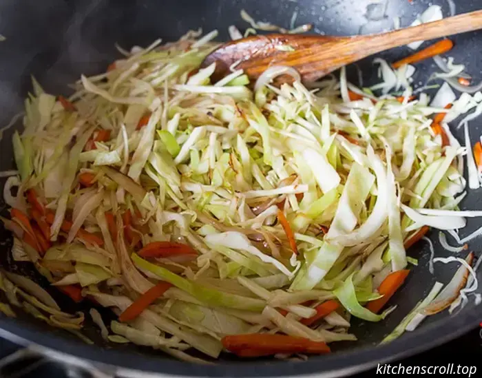 Cabbage hodgepodge with sausages and mushrooms on Tasty Blog