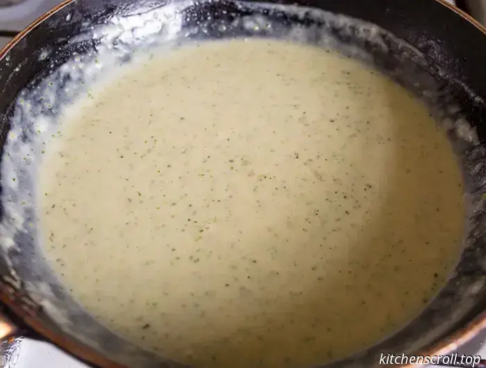 Hackbällchen in cremiger Sauce mit Pesto auf dem Lecker-Blog